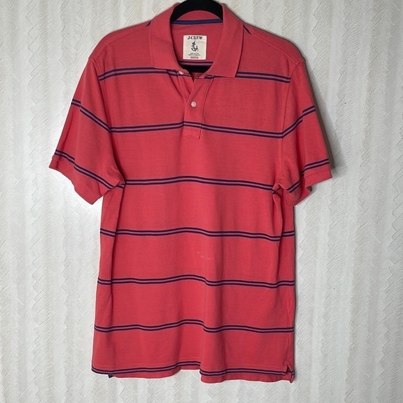 ❤️ J. CREW Salmon and Blue Striped Outdoor Polo Size M - Picture 2 of 5